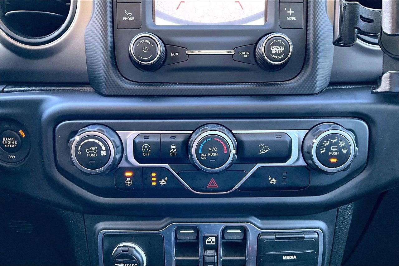 Certified 2018 Jeep Wrangler Unlimited Sport S image 17