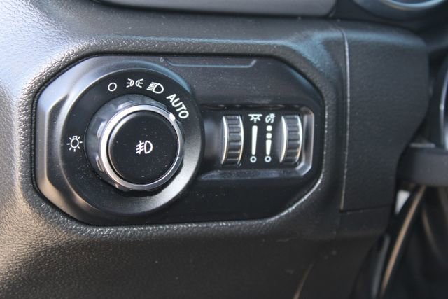 Used 2022 Jeep Wrangler Unlimited Sport w/ Sun And Sound Package AWD/4WD image 13