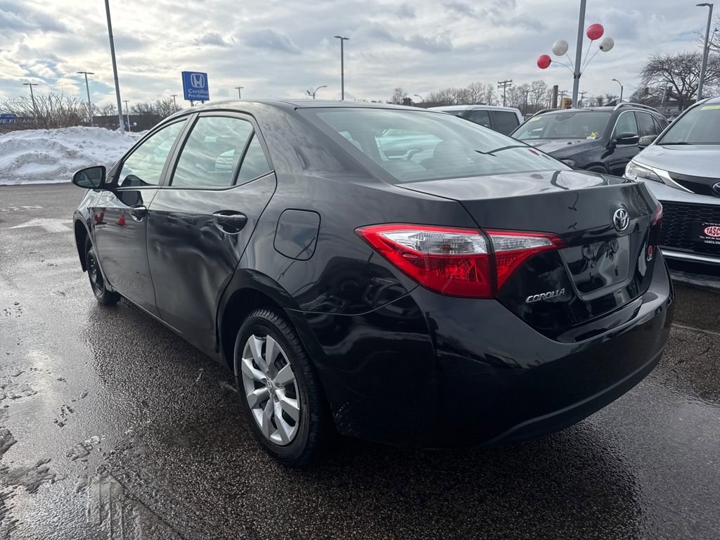 Used 2015 Toyota Corolla LE image 5