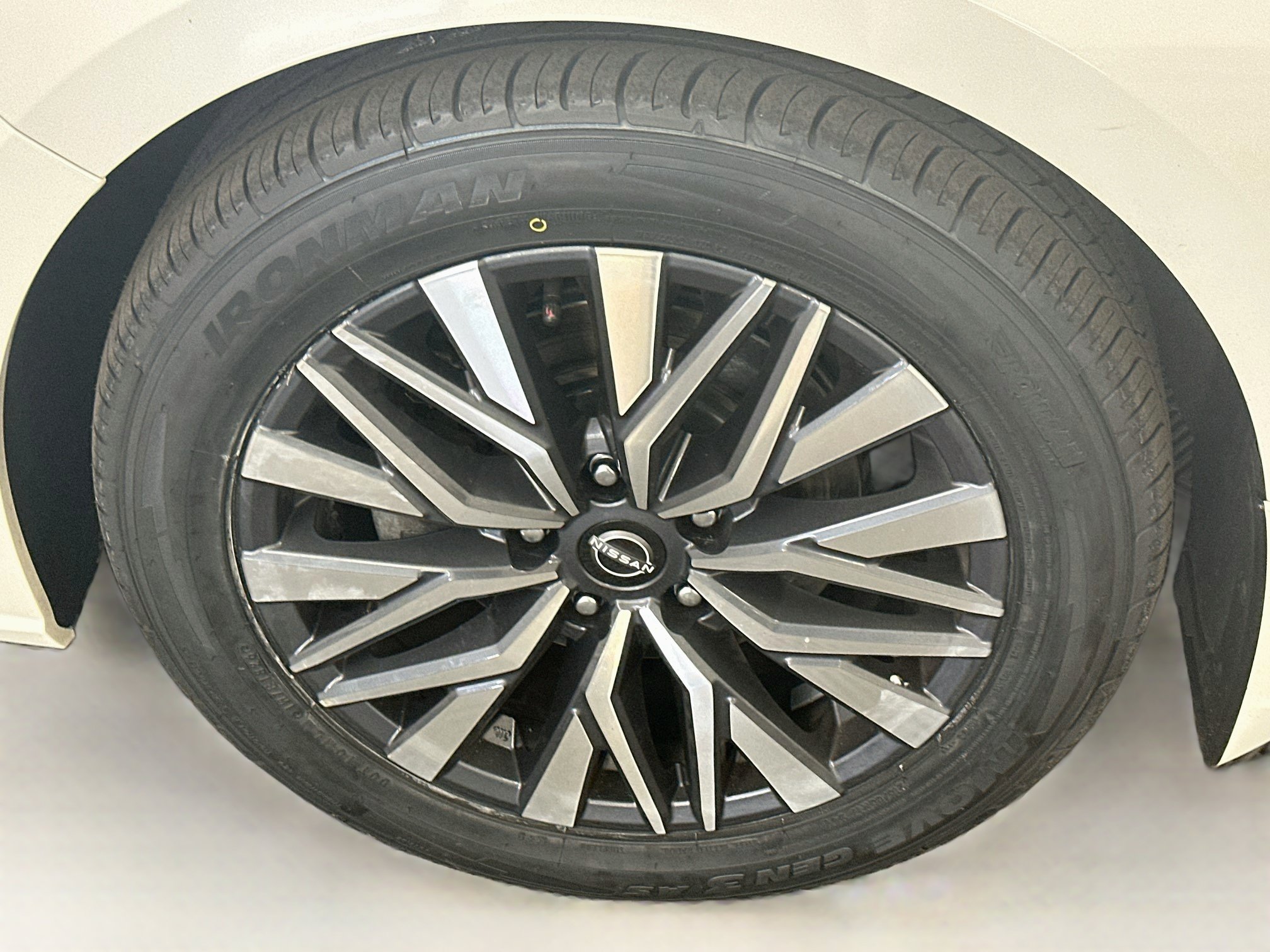 Used 2023 Nissan Altima 2.5 SV FWD image 34