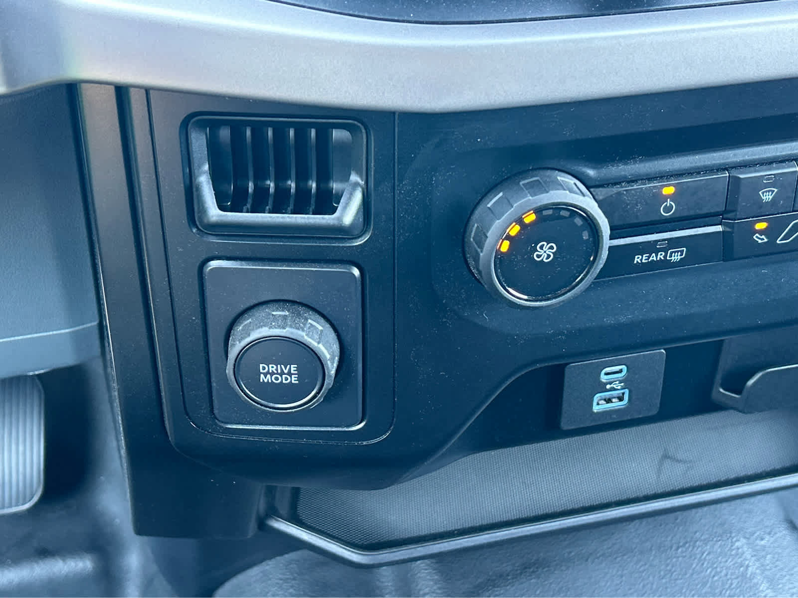 Used 2023 Ford F150 XL image 36