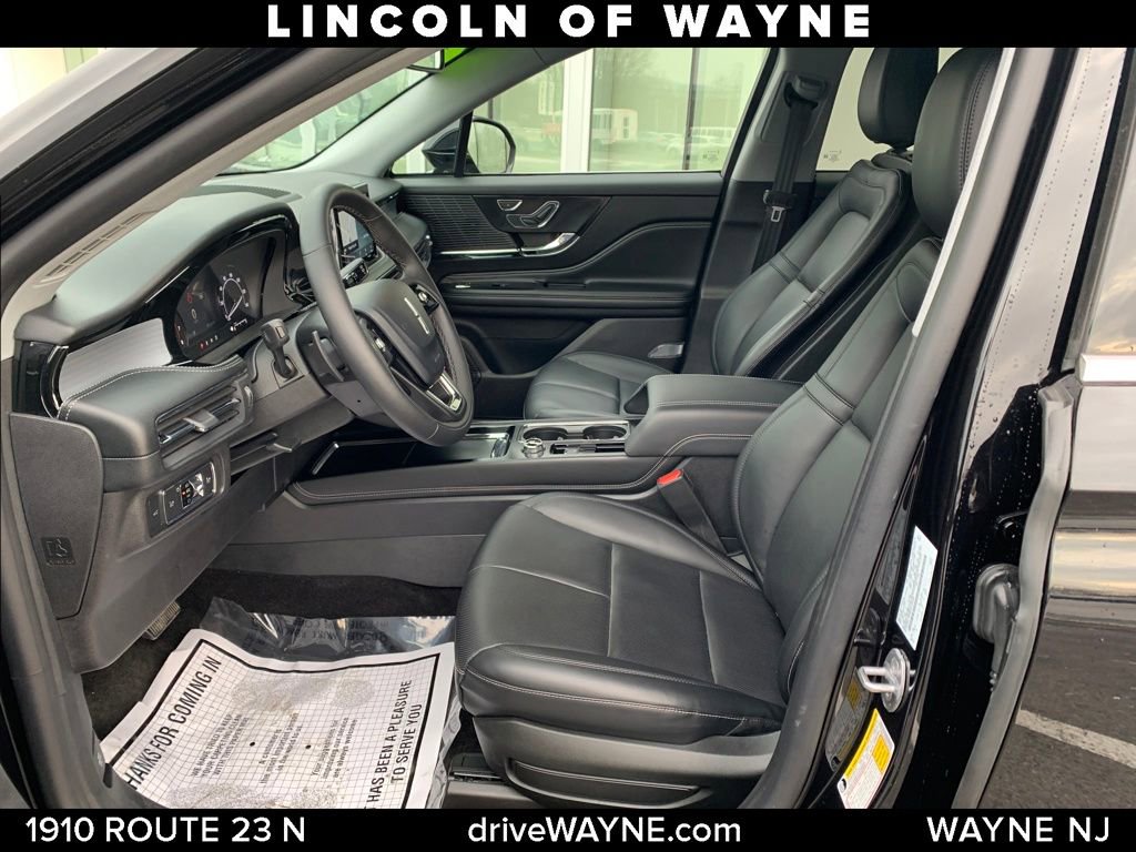 Certified 2022 Lincoln Corsair AWD w/ Equipment Group 101A image 11