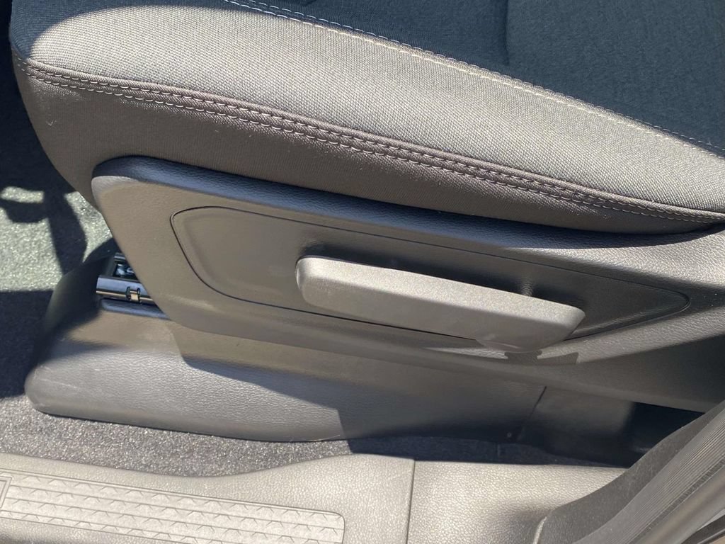 New 2026 RAM 1500 Express AWD/4WD image 17