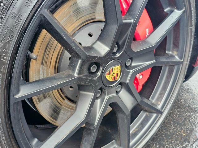 Used 2022 Porsche Taycan GTS image 8