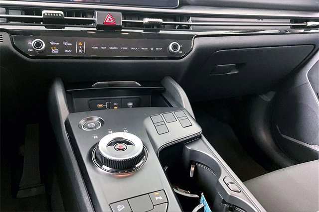 Certified 2026 Kia Sportage LX image 9