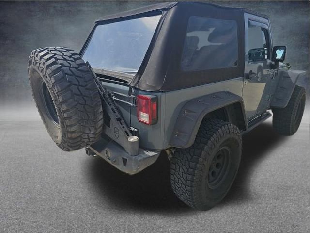 Used 2015 Jeep Wrangler Rubicon w/ Power Convenience Group AWD/4WD image 10