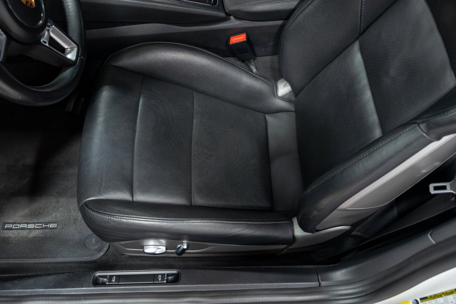 Used 2018 Porsche 911 Carrera GTS image 89