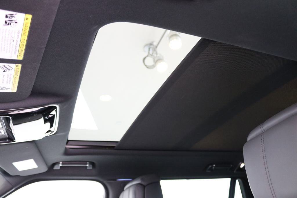 Used 2021 Land Rover Range Rover P525 Westminster Edition LWB image 18