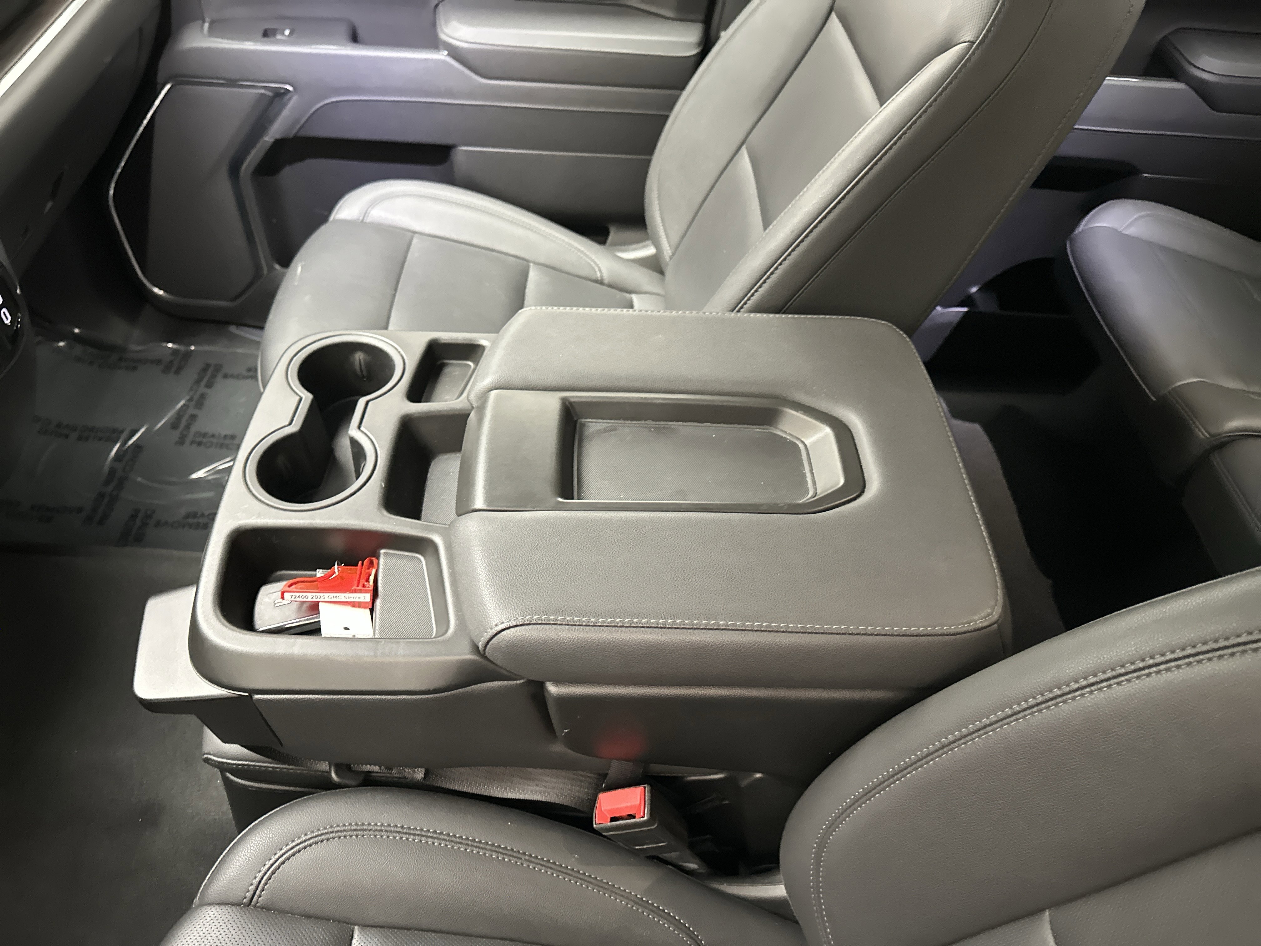 Used 2025 GMC Sierra 1500 SLT image 44