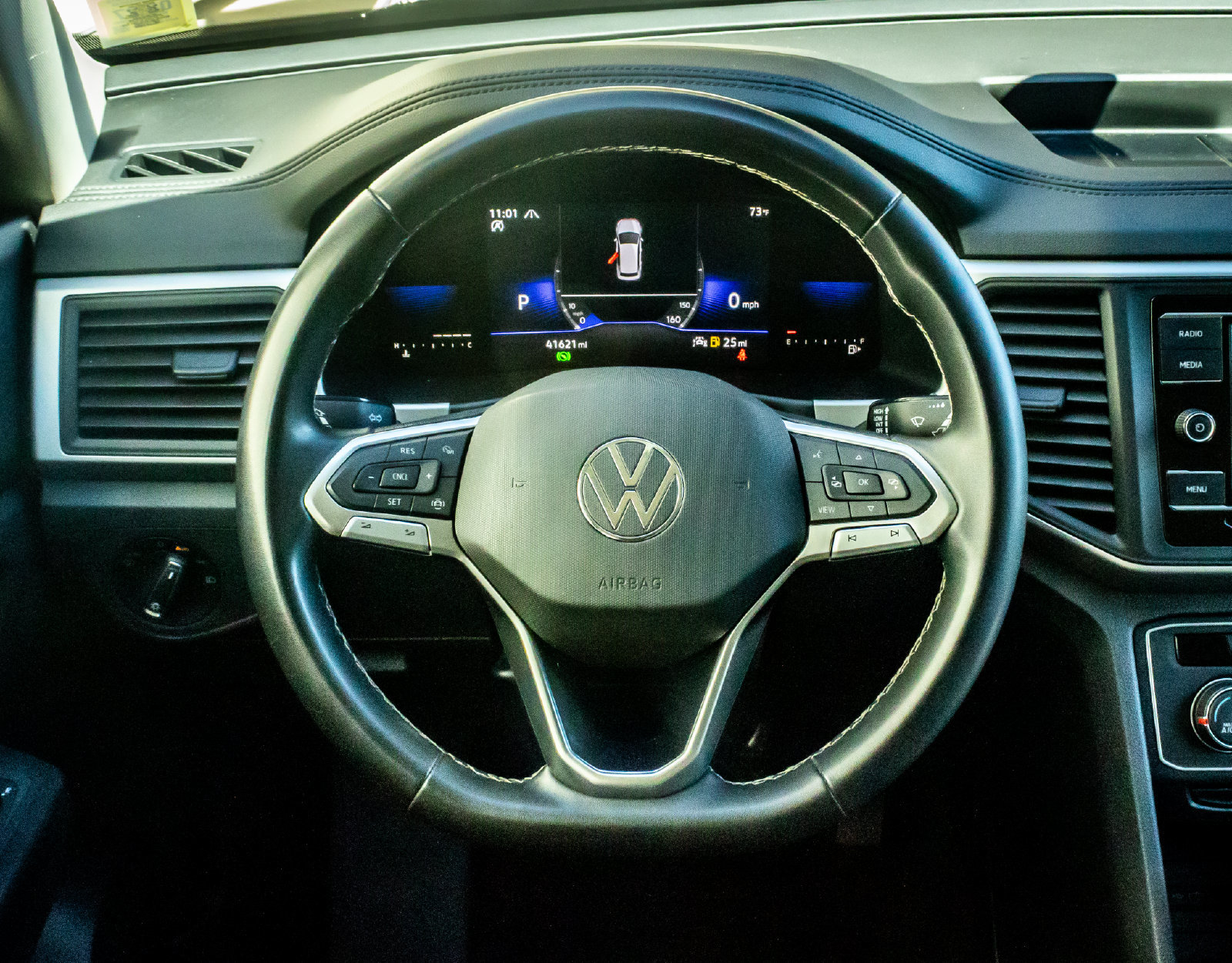 Used 2023 Volkswagen Atlas SE AWD/4WD image 16