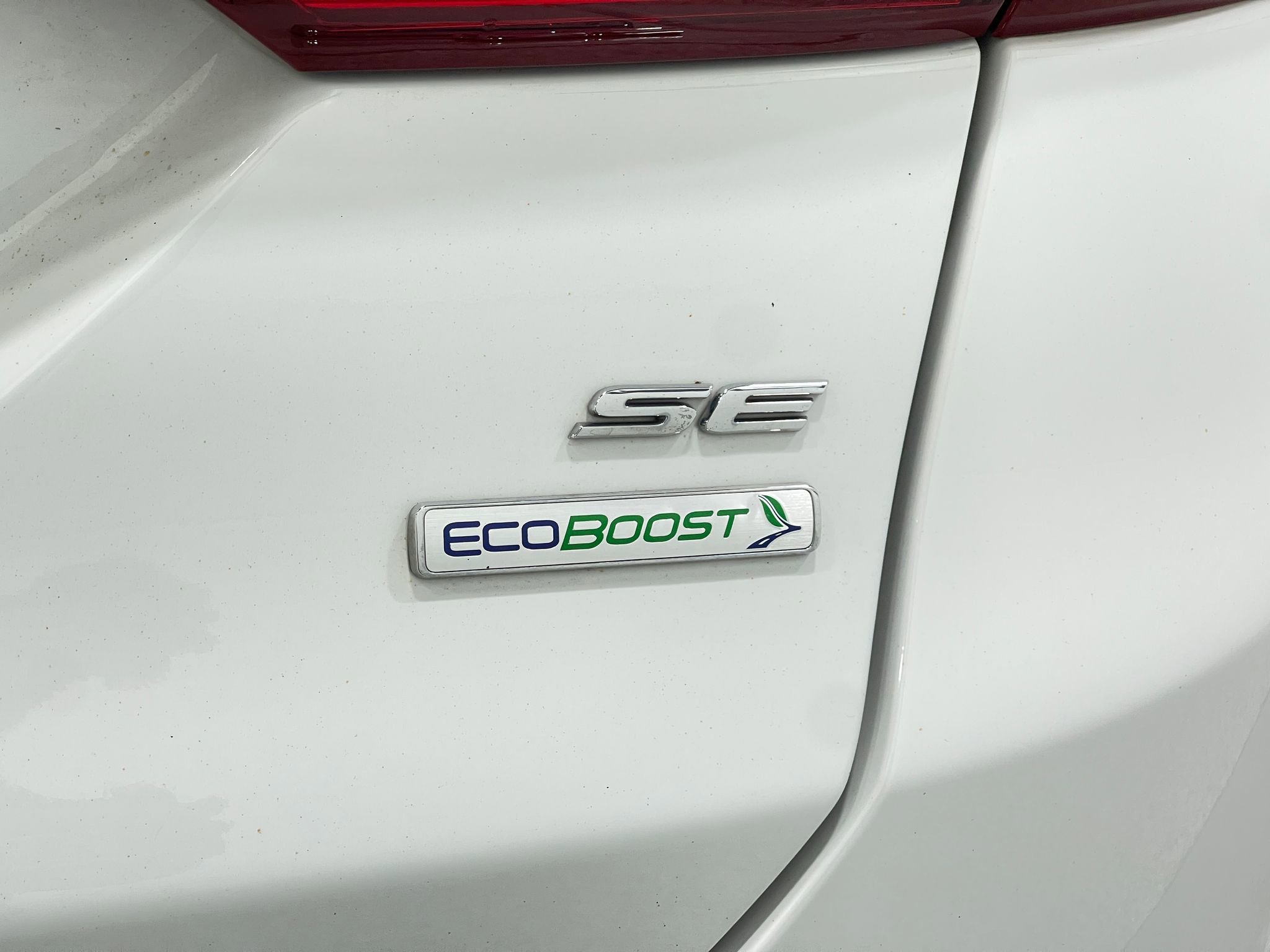 Used 2018 Ford Fusion SE w/ Fusion SE Technology Package image 36