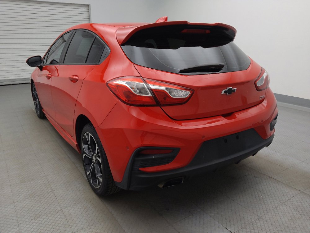 Used 2019 Chevrolet Cruze LT w/ Convenience Package FWD image 5
