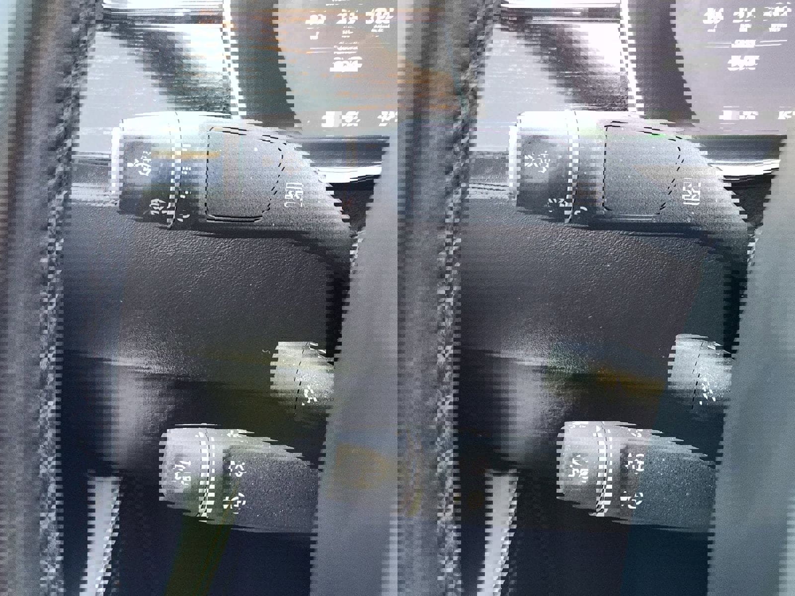 Used 2019 Tesla Model S AWD image 38