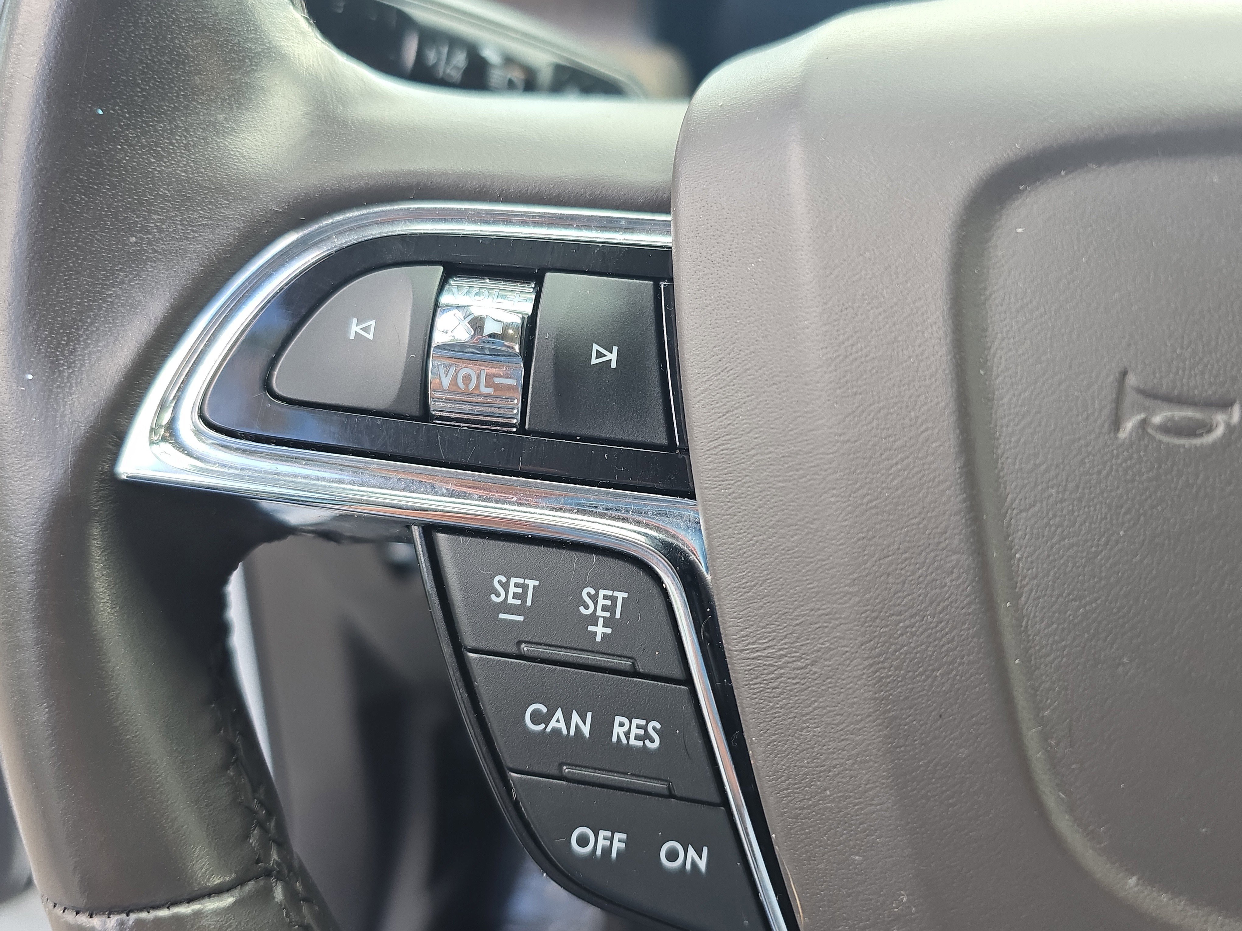 Used 2021 Lincoln Nautilus Reserve w/ Cargo Utility Package image 20