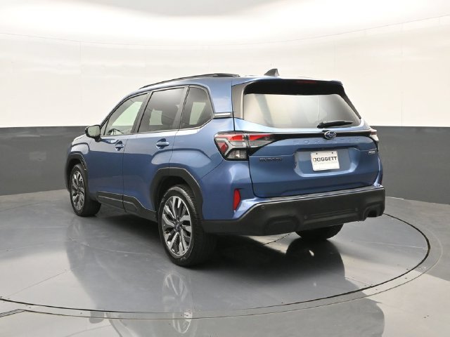 Used 2025 Subaru Forester Touring AWD/4WD image 8