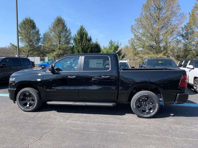New 2026 RAM 1500 Express AWD/4WD image 2