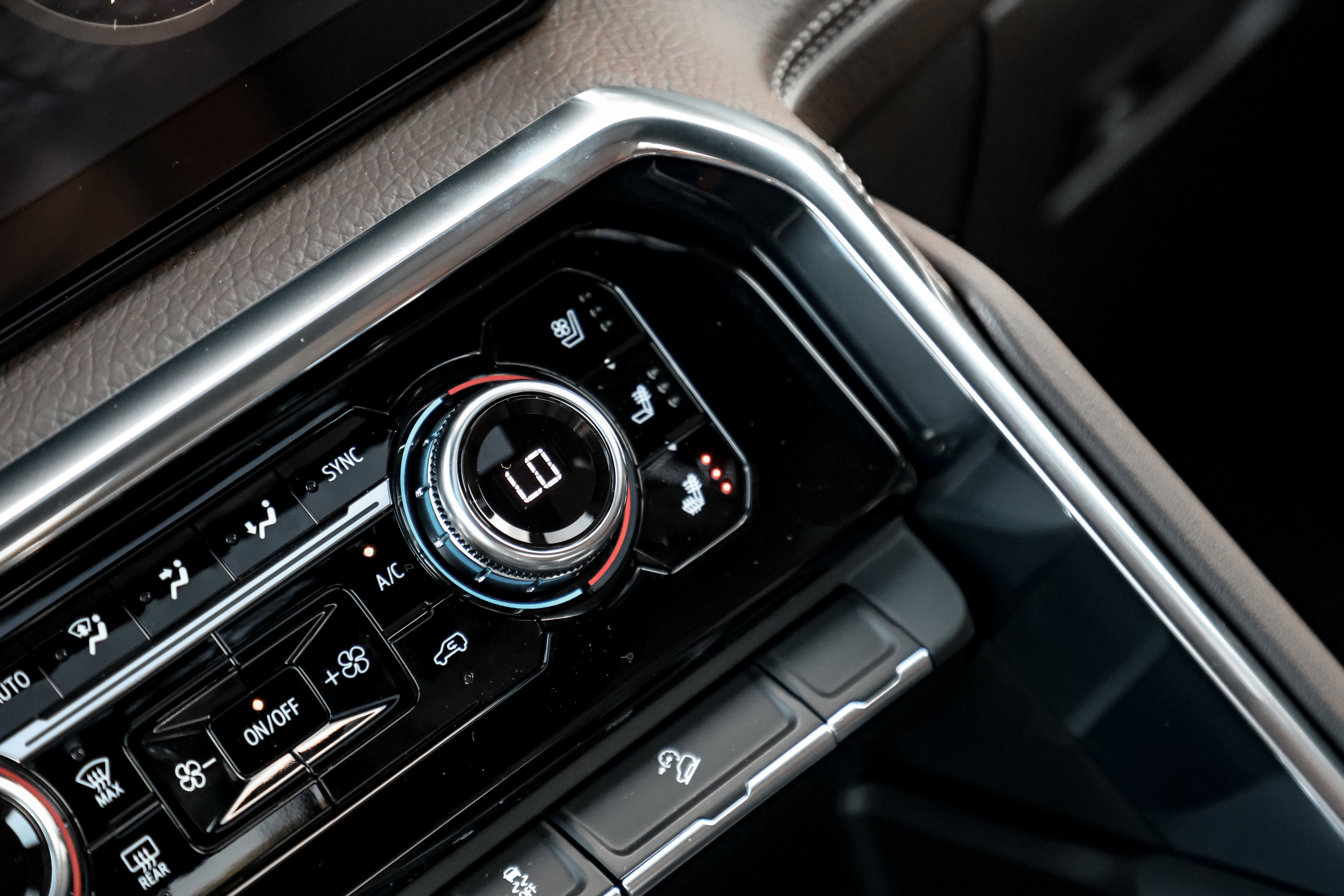 New 2026 GMC Sierra 1500 Denali w/ Denali Reserve Package image 38