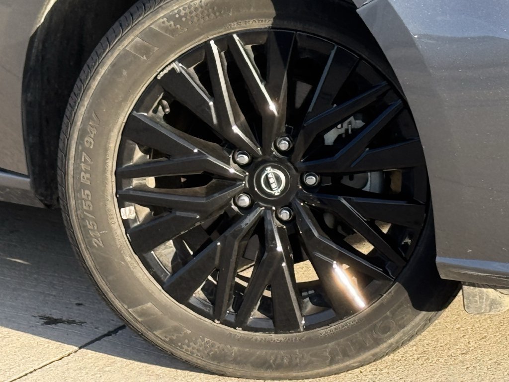 Used 2025 Nissan Altima 2.5 SV w/ SV Special Edition Package AWD/4WD image 32