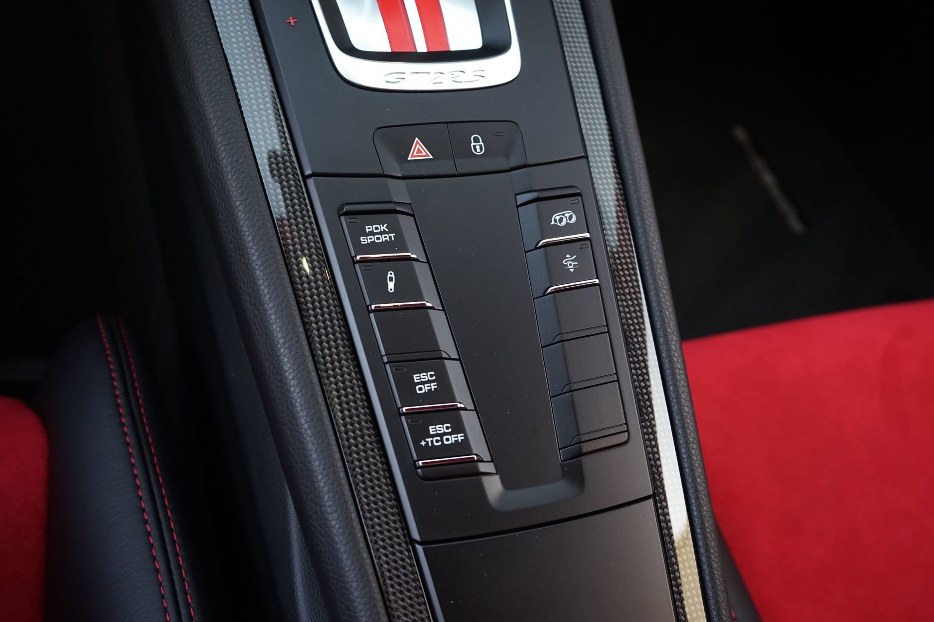 Used 2018 Porsche 911 GT2 RS RWD image 27