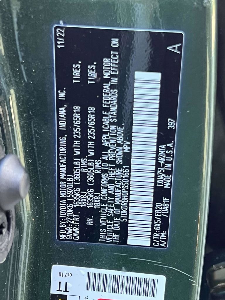 Used 2023 Toyota Highlander XLE image 26