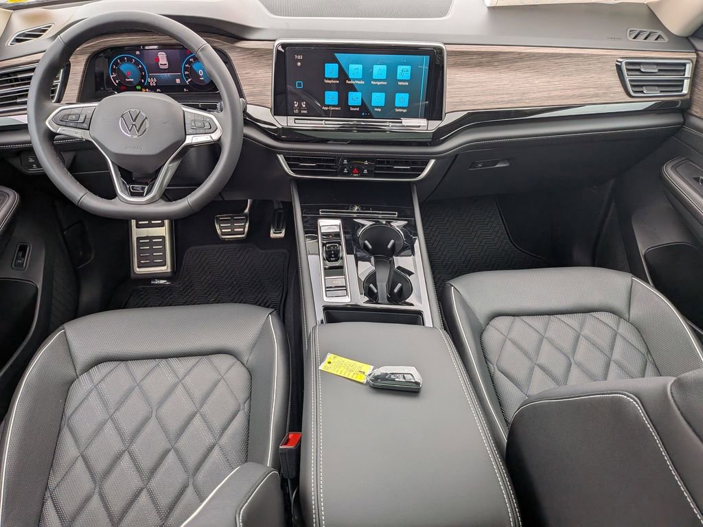 New 2026 Volkswagen Atlas SEL Premium R-Line image 17