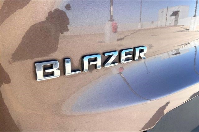 Used 2019 Chevrolet Blazer LT w/ Sun and Wheels Package image 8