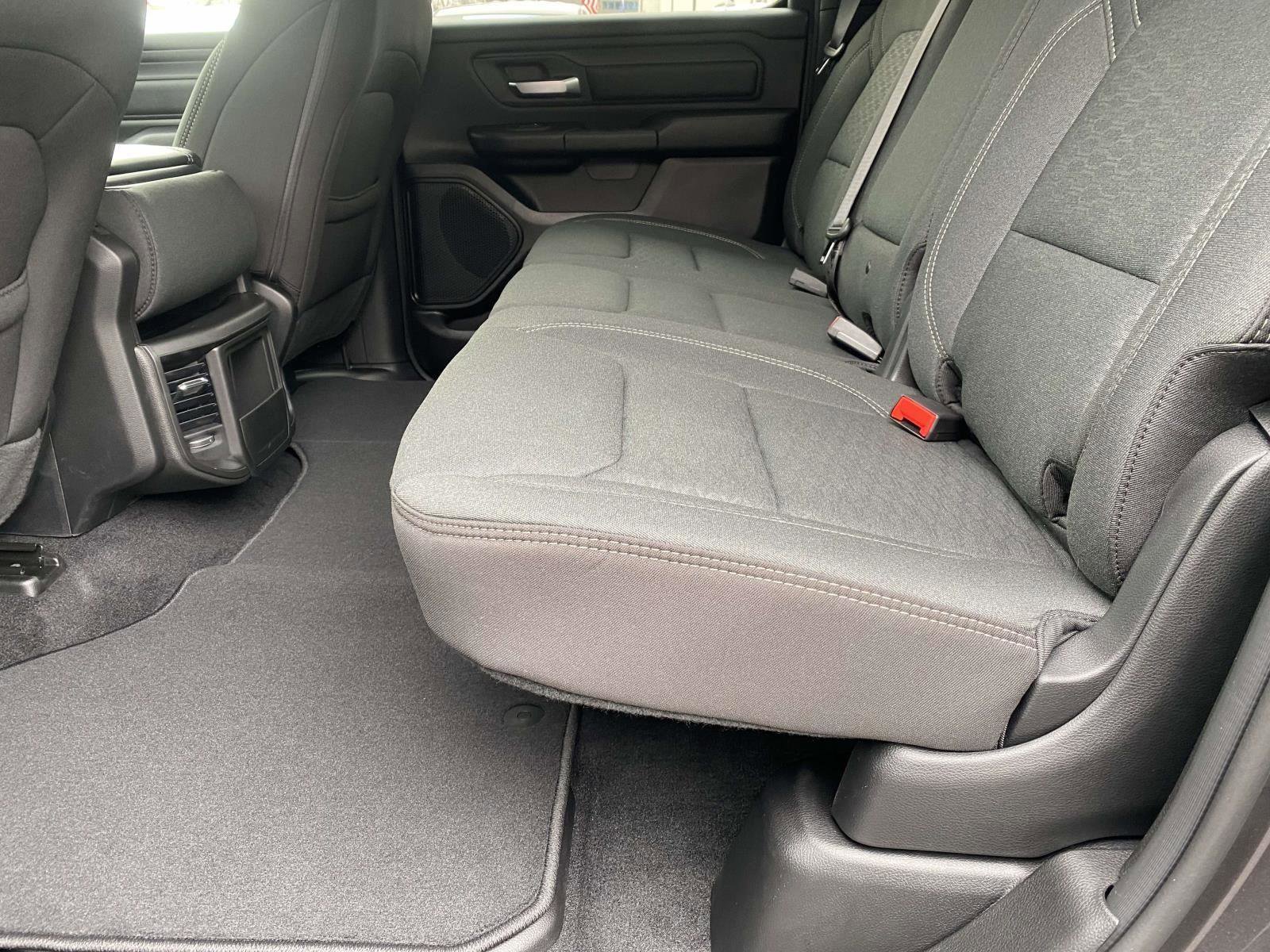 New 2026 RAM 1500 Express image 11