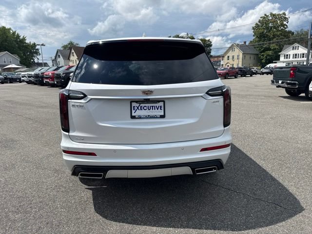 Used 2025 Cadillac XT6 Sport w/ LPO, Floor Liner Package AWD/4WD image 7