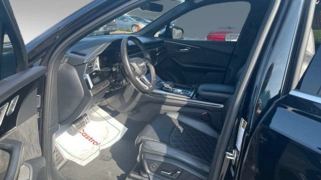 Used 2022 Audi SQ7 Premium Plus AWD/4WD image 8