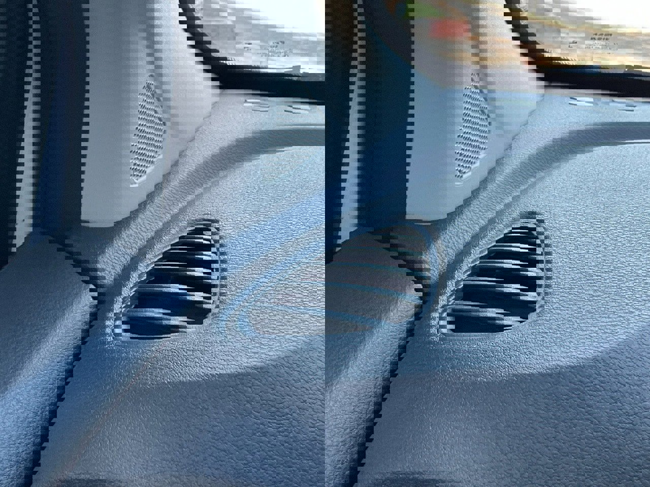 New 2025 Nissan Versa SV w/ Trunk Package image 23