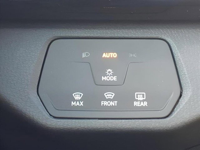 New 2025 Volkswagen ID.4 Pro image 22