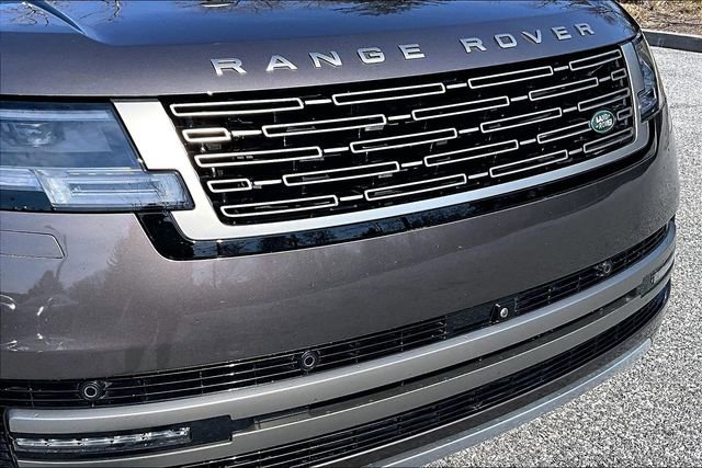 Used 2024 Land Rover Range Rover Long Wheelbase SE AWD/4WD image 37