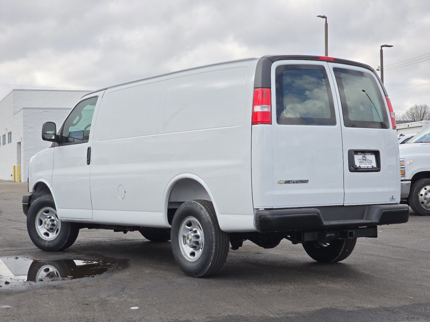 New 2026 Chevrolet Express 2500 w/ Driver Convenience Package RWD image 10