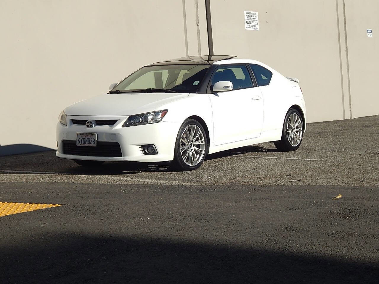 Used 2013 Scion tC image 1