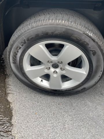 Used 2011 RAM 1500 Express image 24