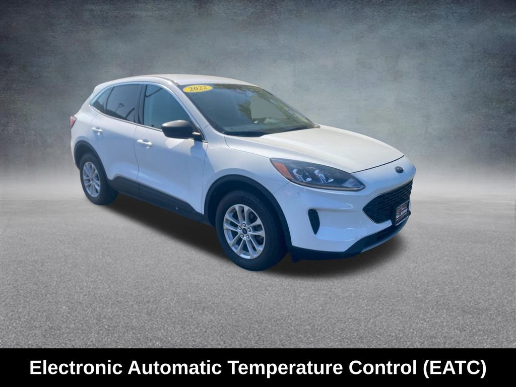 Used 2022 Ford Escape SE w/ Cold Weather Package image 9