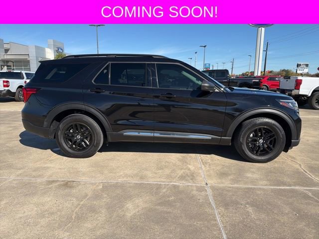 Used 2025 Ford Explorer Active w/ Active Comfort Package image 8
