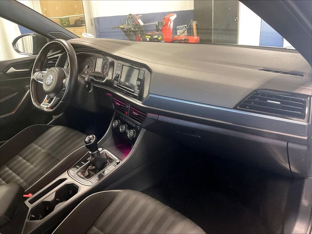 Used 2019 Volkswagen Jetta GLI FWD image 14