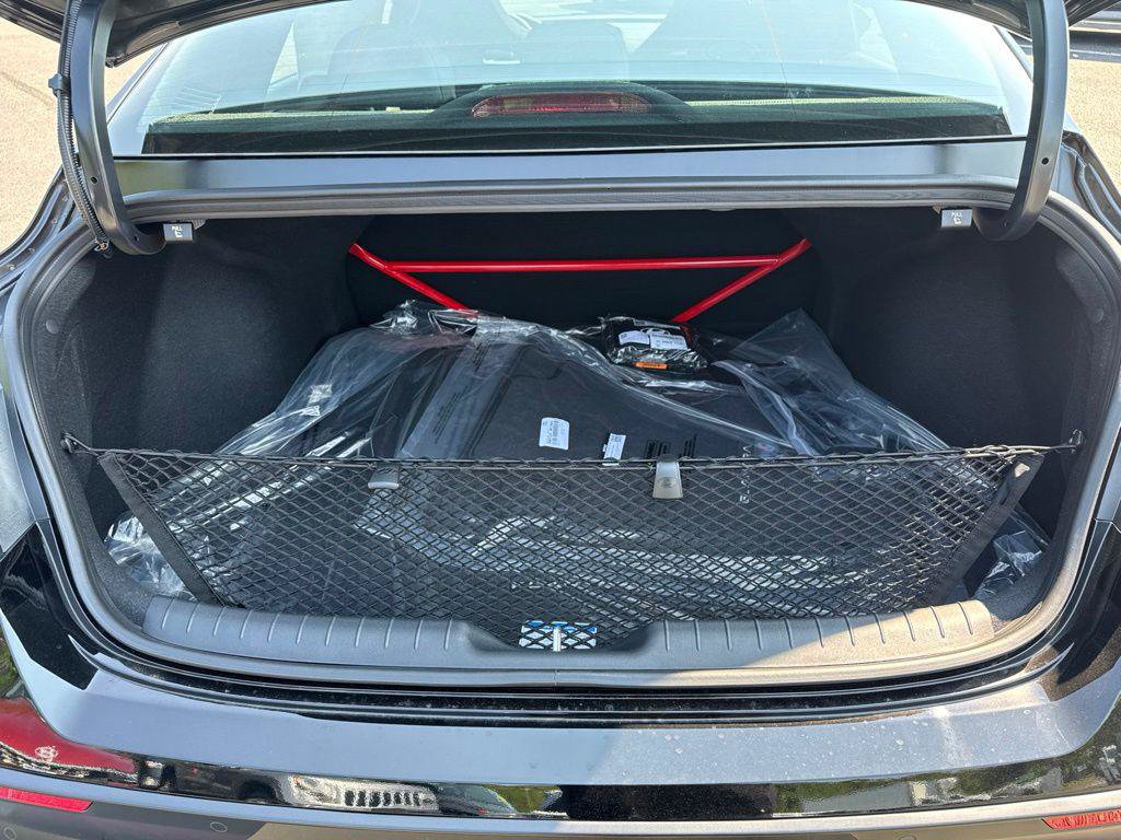 New 2026 Hyundai Elantra N FWD image 7