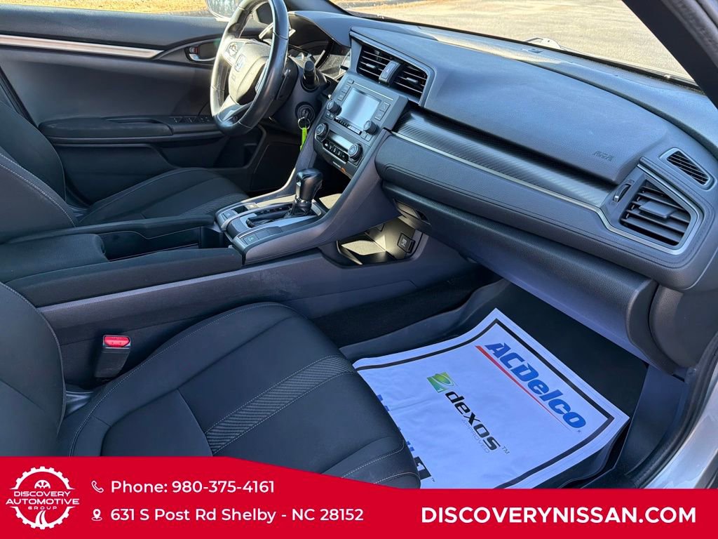 Used 2018 Honda Civic Sport image 32