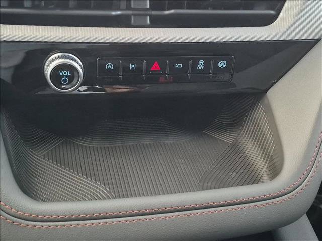 New 2026 Ford Explorer Active RWD image 12