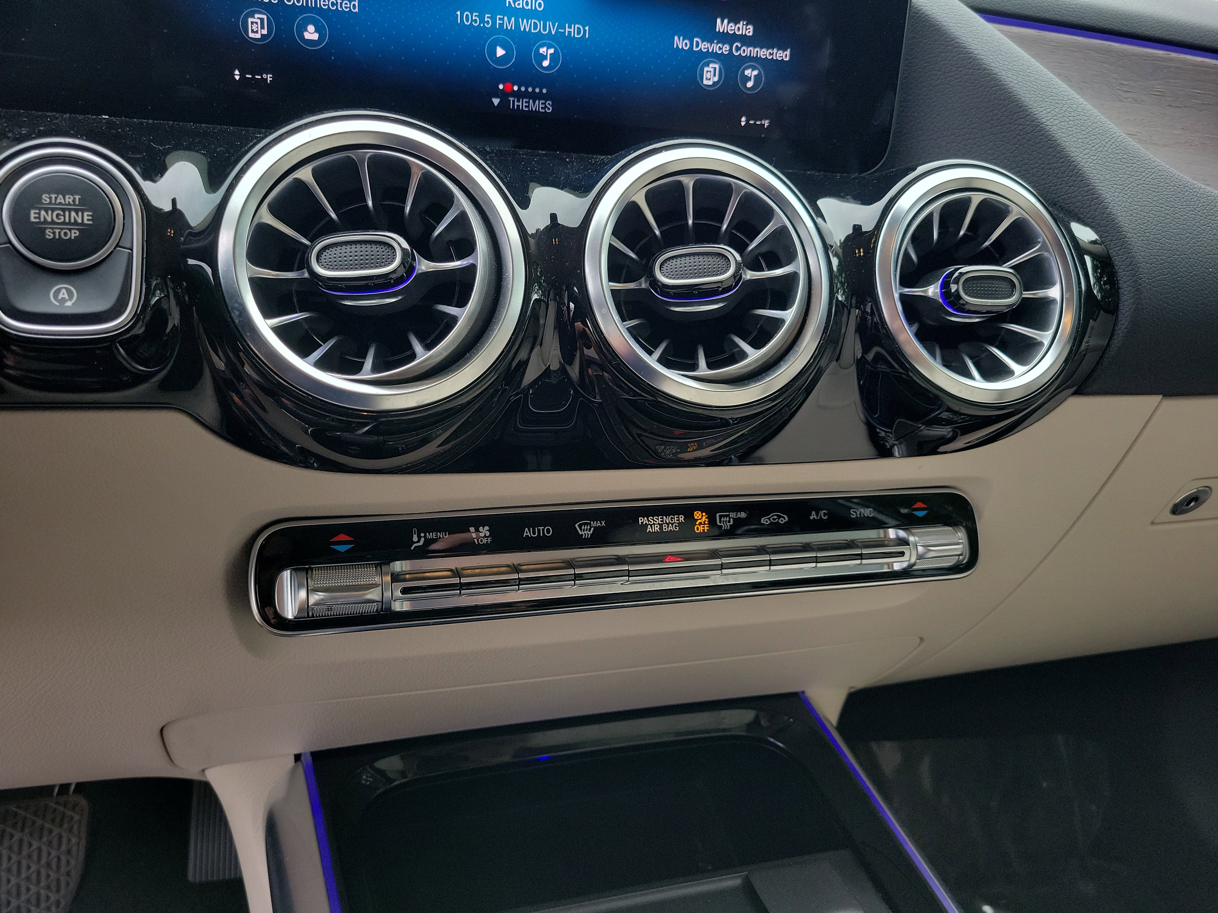 Certified 2023 Mercedes-Benz GLA 250 image 28