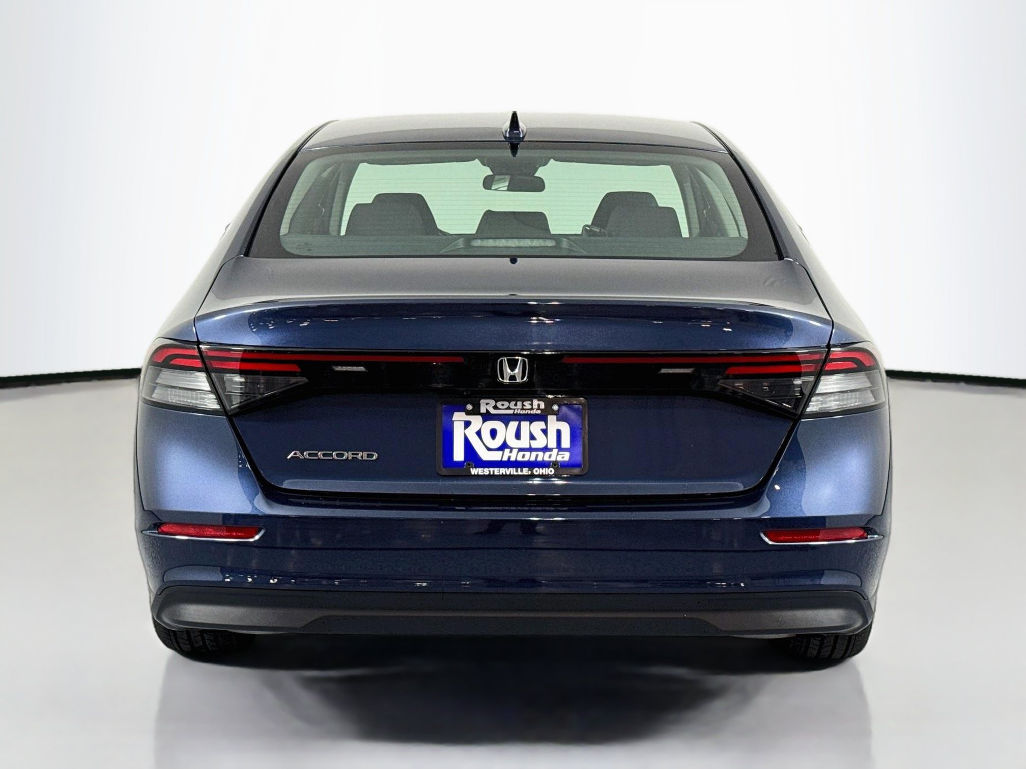 Certified 2023 Honda Accord EX image 6