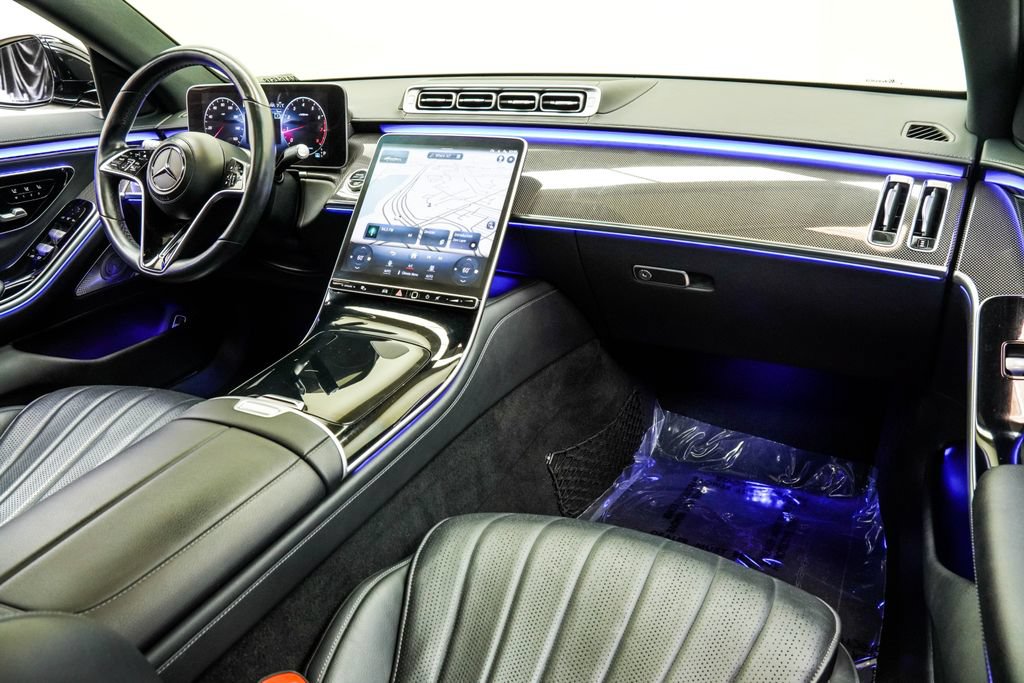 Used 2022 Mercedes-Benz S 500 4MATIC w/ AMG Line Package image 21