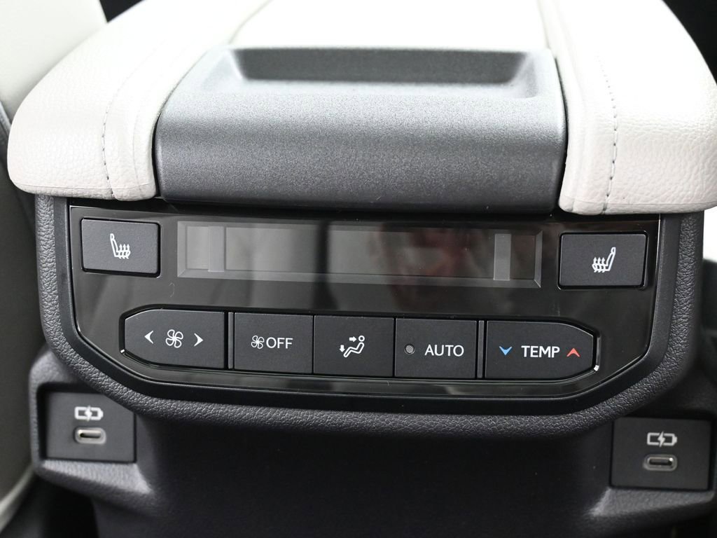 Certified 2026 Toyota Grand Highlander Limited image 36