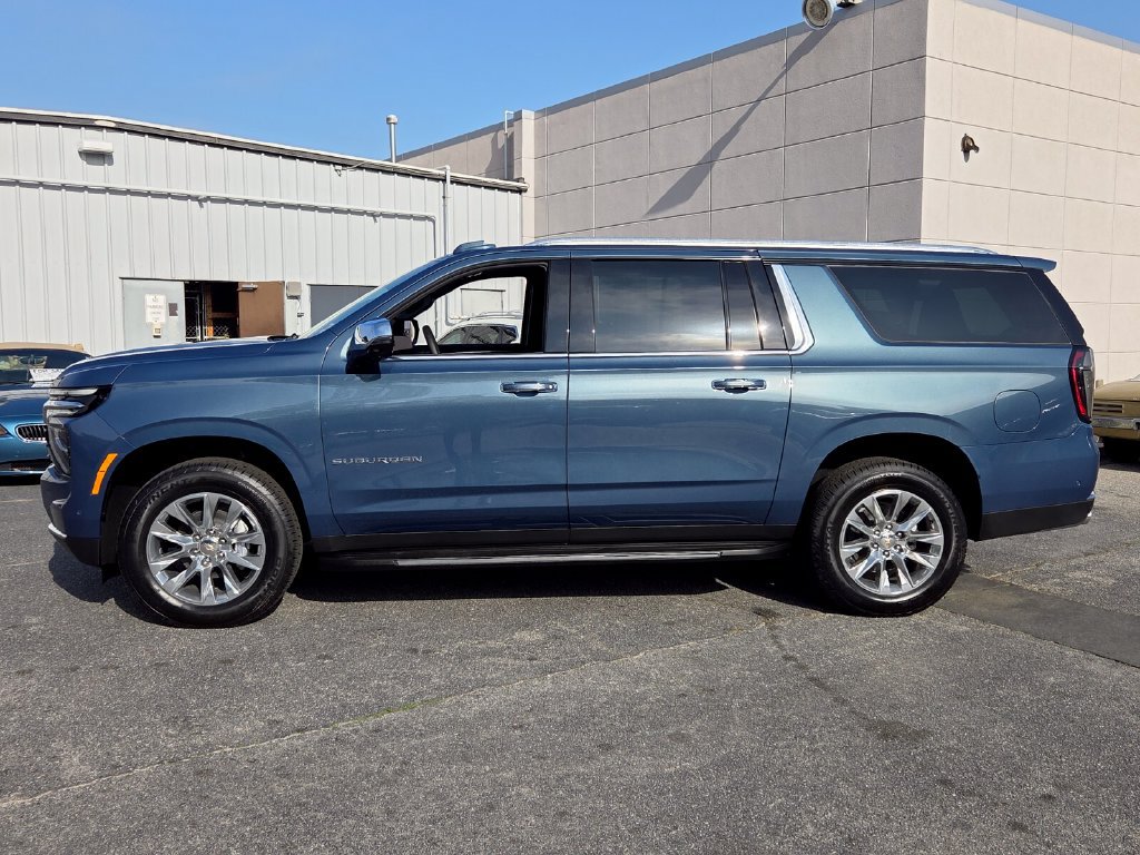 New 2026 Chevrolet Suburban Premier w/ Sun And Tow Package AWD/4WD image 2