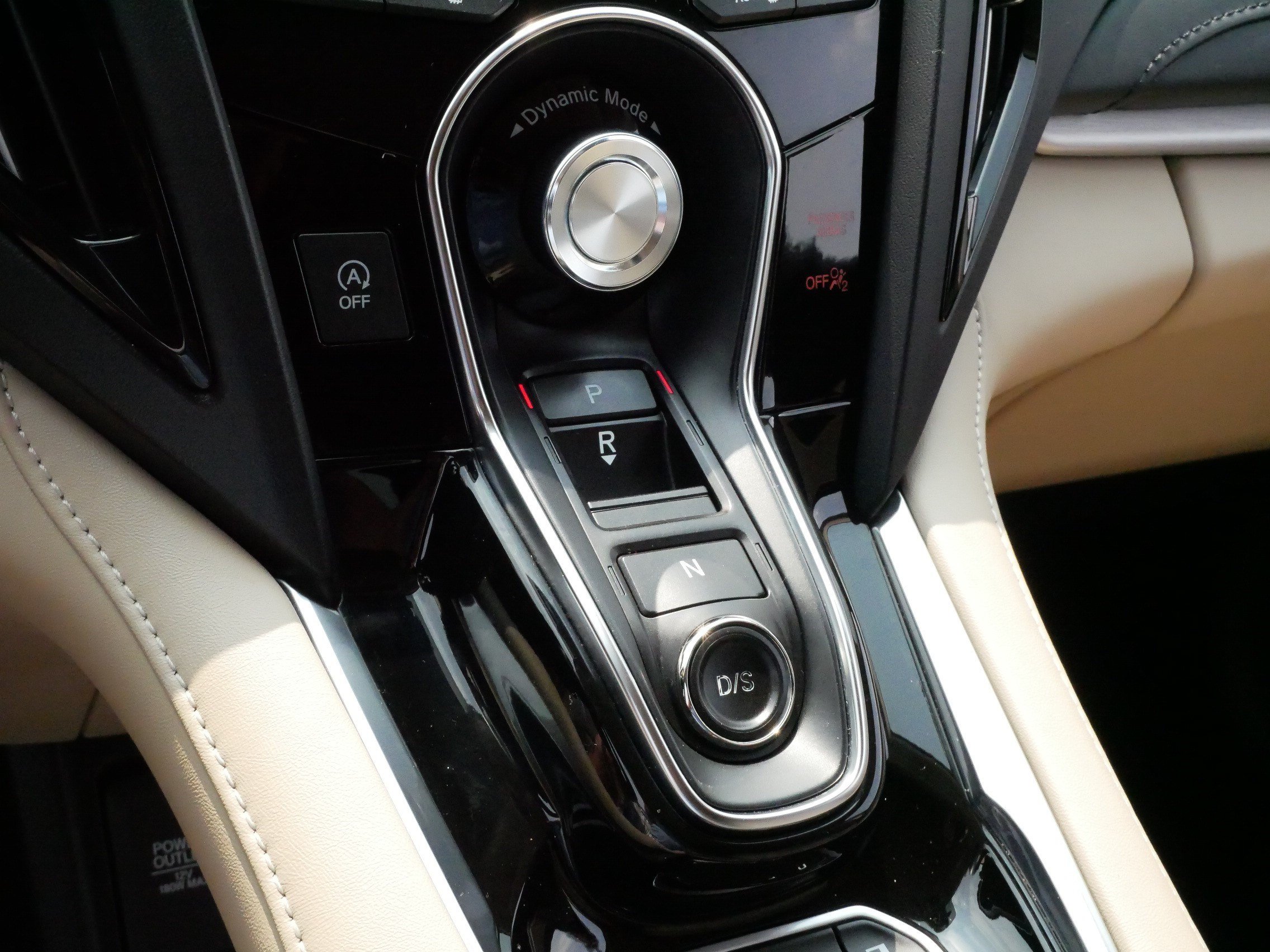 Used 2019 Acura RDX w/ Technology Package AWD/4WD image 24