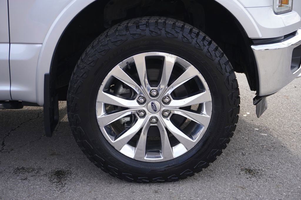 Used 2016 Ford F150 Lariat w/ Equipment Group 502A Luxury image 13