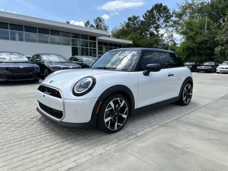 Used 2025 MINI Cooper S FWD image 5