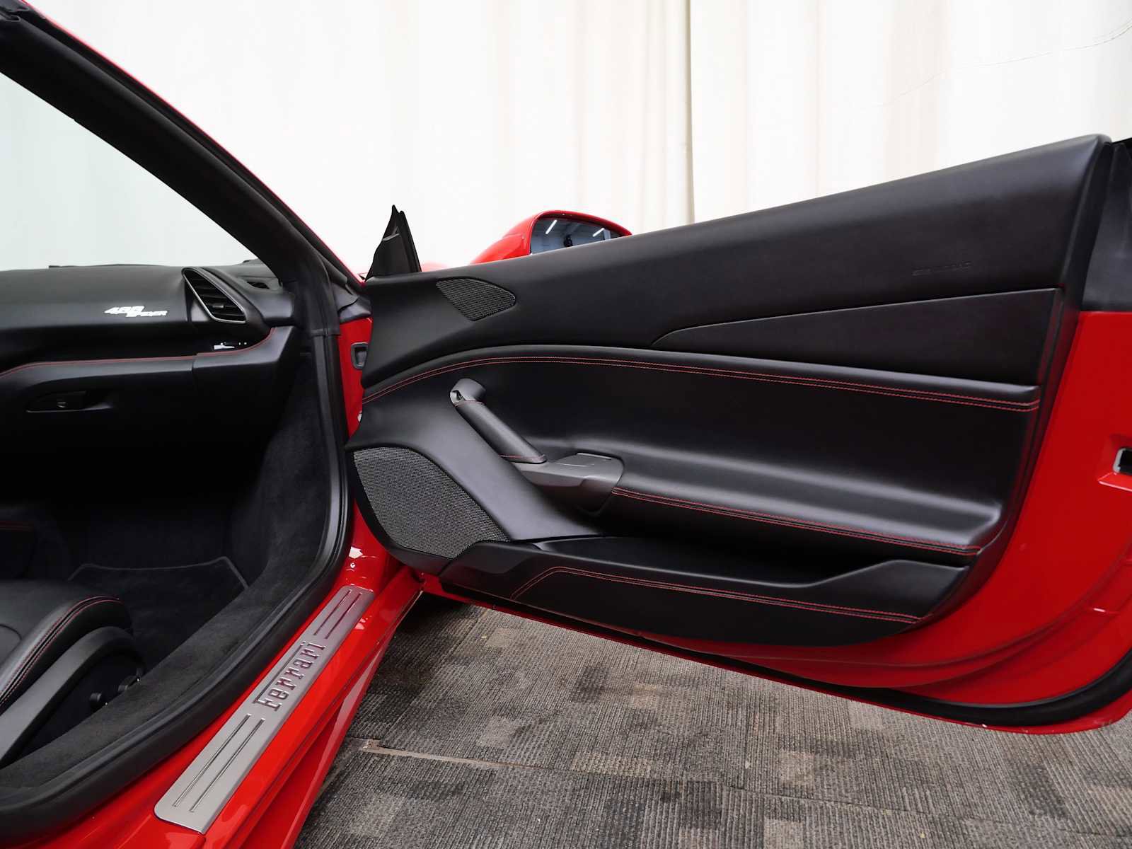 Certified 2019 Ferrari 488 Spider RWD image 15